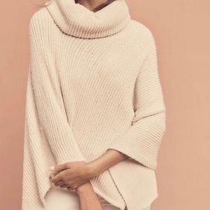 Anthropologie Knit Poncho / Creme Sparkle
